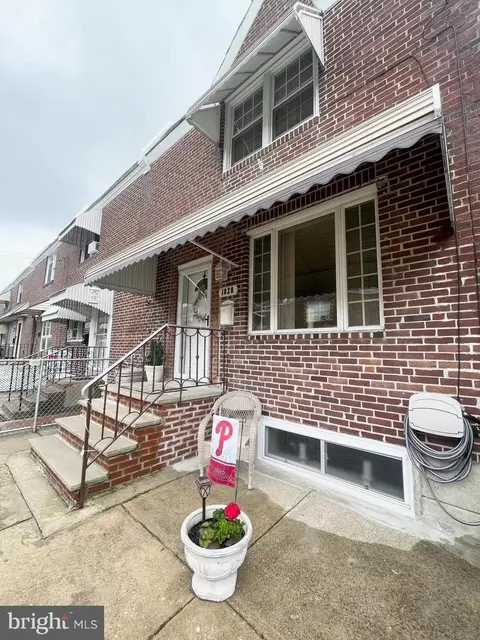 1820 S Dover St, Philadelphia, PA 19145