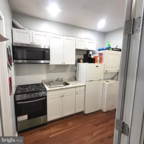 6108 Walnut St, Philadelphia, PA 19139