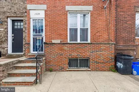 1528 S 29th St, Philadelphia, PA 19146