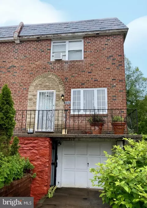 7525 Wheeler St, Philadelphia, PA 19153