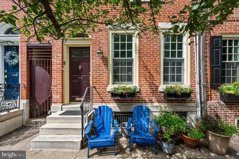 119 Kenilworth St, Philadelphia, PA 19147