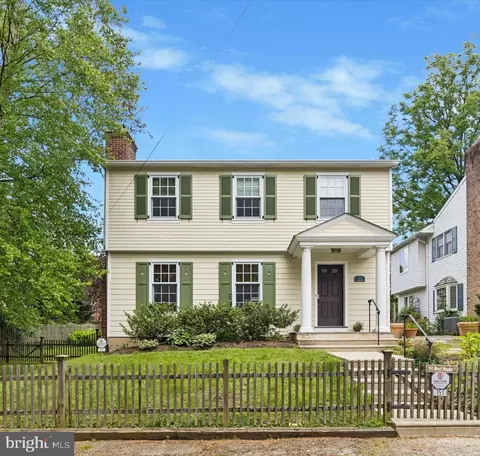 151 W Meade St, Philadelphia, PA 19118