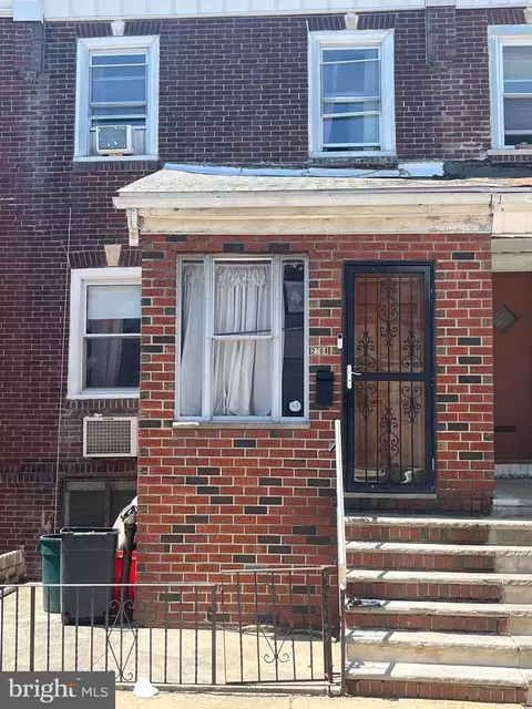 2704 S Sheridan St, Philadelphia, PA 19148