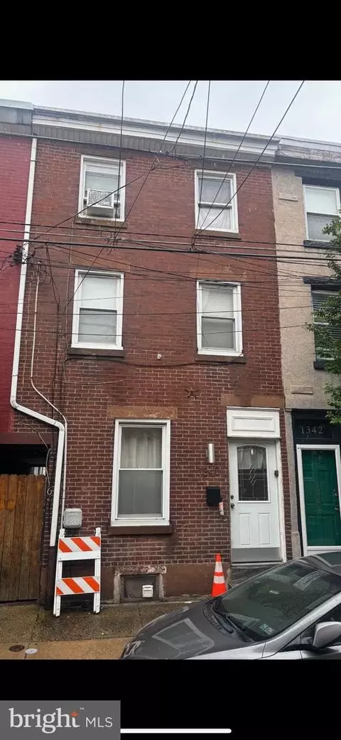1340 E Oxford St, Philadelphia, PA 19125