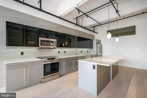 444 N 4th St #415, Philadelphia, PA 19123