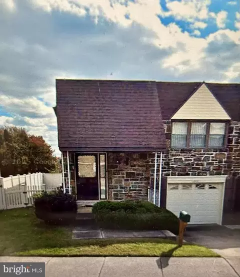 15111 Ina Dr, Philadelphia, PA 19116