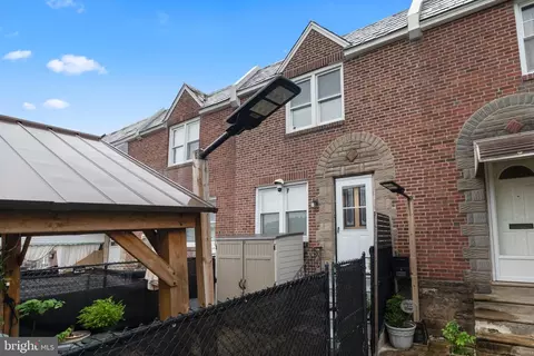 6207 Mulberry St, Philadelphia, PA 19135