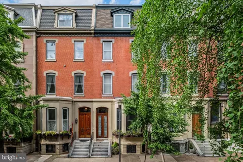 2205 Delancey Pl, Philadelphia, PA 19103