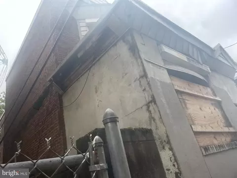 1410 W Rockland St, Philadelphia, PA 19141