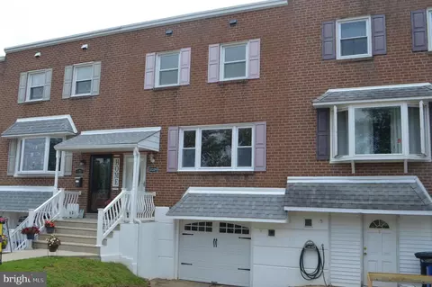 10209 Woburn Pl, Philadelphia, PA 19114