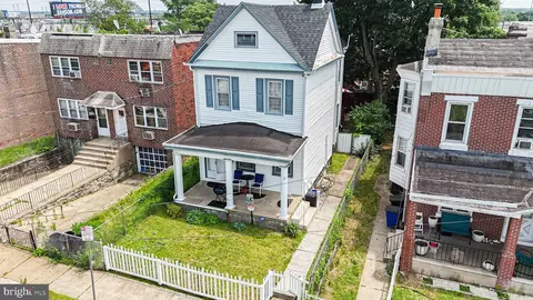 6005 Tulip St, Philadelphia, PA 19135