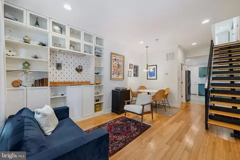 3028 Cambridge St, Philadelphia, PA 19130