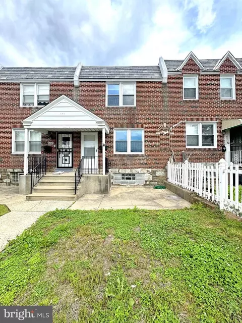 6323 Revere St, Philadelphia, PA 19149