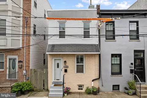 1350 E Hewson St, Philadelphia, PA 19125