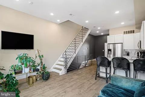 1947 N 4th St #2, Philadelphia, PA 19122