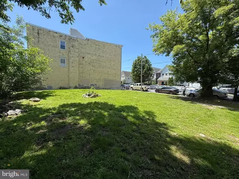 1543 N Franklin St, Philadelphia, PA 19122