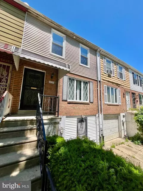 8037 Lindbergh Blvd, Philadelphia, PA 19153