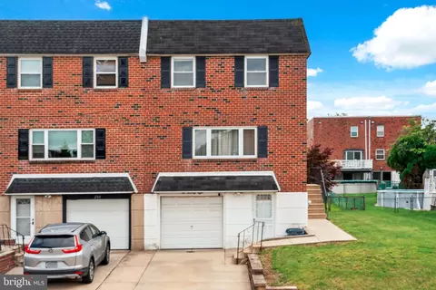 278 Hendrix St, Philadelphia, PA 19116