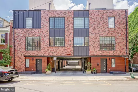 1124 Shackamaxon St #2, Philadelphia, PA 19125
