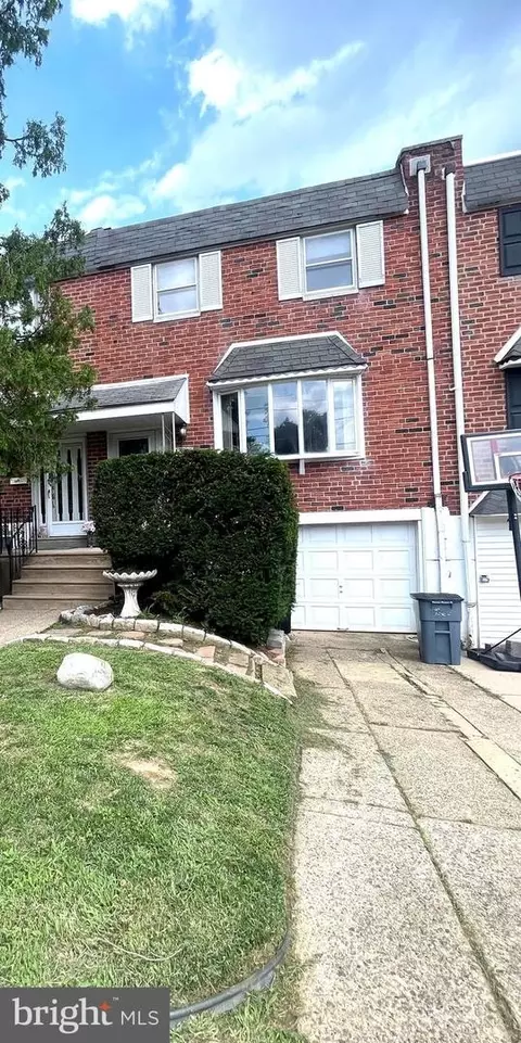 12746 Minden Rd, Philadelphia, PA 19154