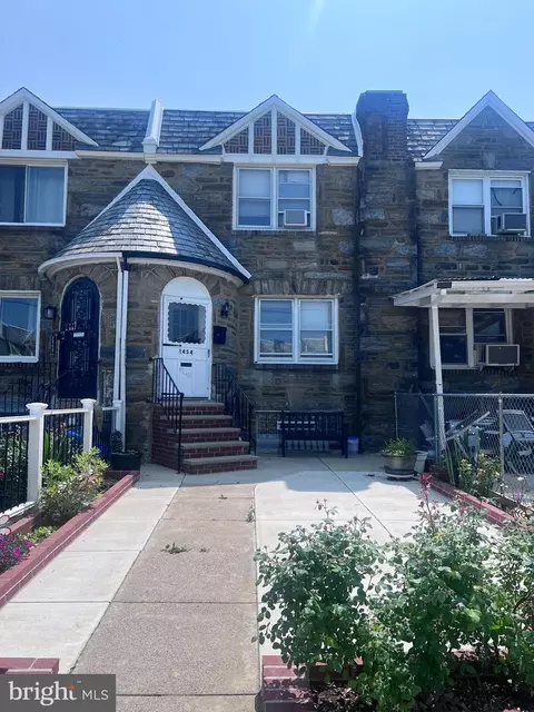 1454 Mckinley St, Philadelphia, PA 19149