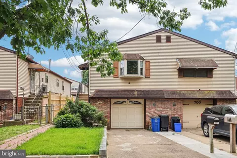 702 Princeton Ave, Philadelphia, PA 19111