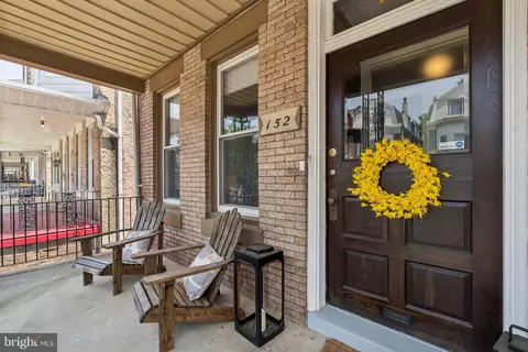 152 W Sharpnack St, Philadelphia, PA 19119