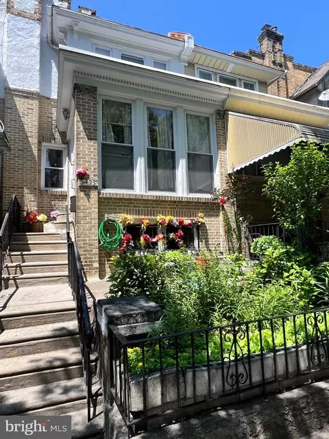 5423 Morse St, Philadelphia, PA 19131