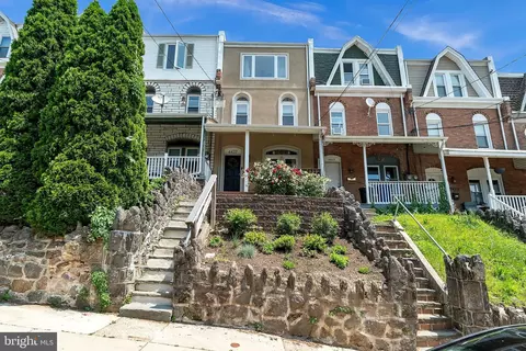 4427 Fleming St, Philadelphia, PA 19128