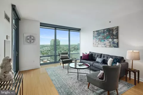 2101 Market St #3605, Philadelphia, PA 19103