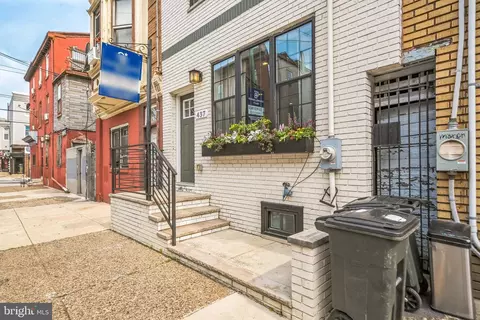 437 Tasker St, Philadelphia, PA 19148