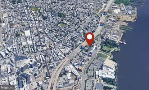 252 Richmond St, Philadelphia, PA 19125