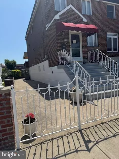 3329 S 20th St, Philadelphia, PA 19145