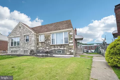 2824 Fuller St, Philadelphia, PA 19152