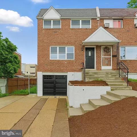 3657 Academy Rd, Philadelphia, PA 19154