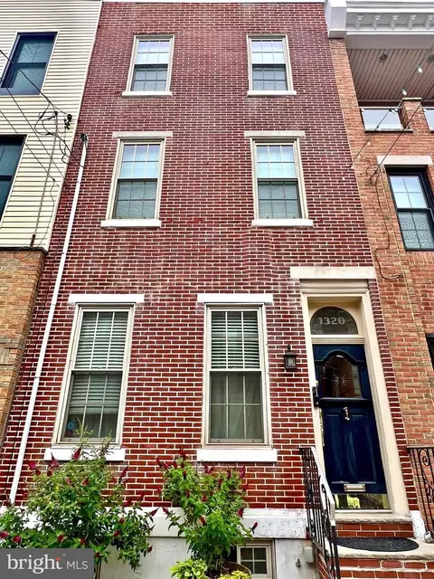 1320 S 10th St, Philadelphia, PA 19147