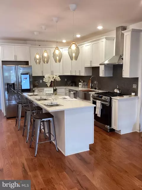 221 E Slocum St, Philadelphia, PA 19119