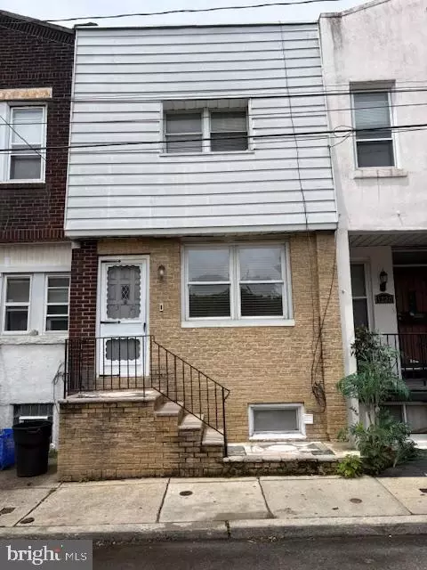 1322 S Newkirk St, Philadelphia, PA 19146