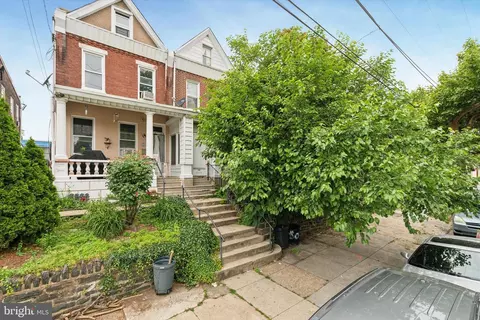 5230 N 2nd St, Philadelphia, PA 19120