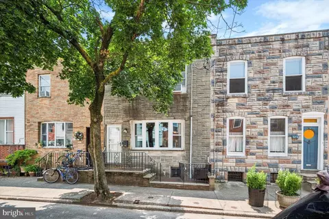 614 Mountain St, Philadelphia, PA 19148