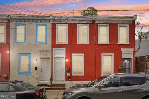 434 N Budd St, Philadelphia, PA 19104
