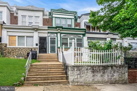 1321 Dyre St, Philadelphia, PA 19124
