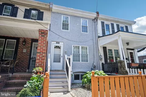 453 Hermitage St, Philadelphia, PA 19128
