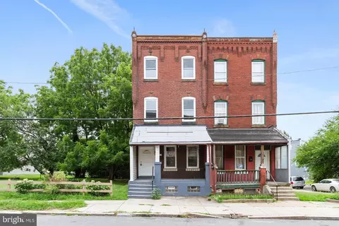 4136 Pennsgrove St, Philadelphia, PA 19104