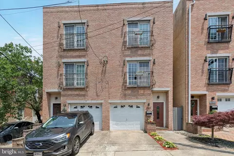 4557 High St, Philadelphia, PA 19127
