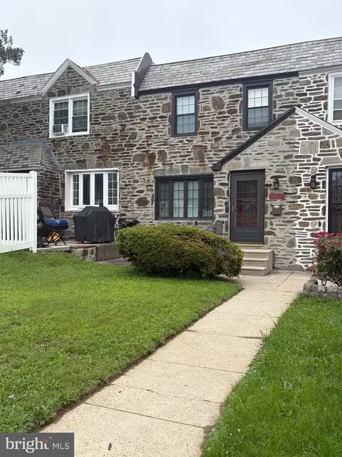 7305 Sherwood Rd, Philadelphia, PA 19151