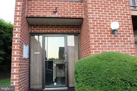 2089 Welsh Rd #J1, Philadelphia, PA 19115