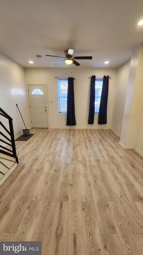 2539 N Natrona St, Philadelphia, PA 19132