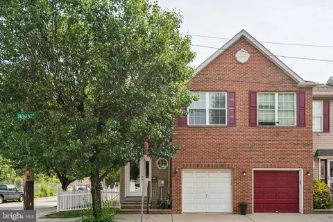 2641 E Juniata St, Philadelphia, PA 19137