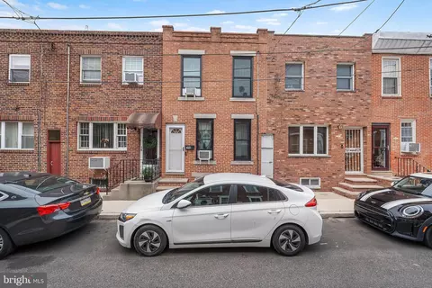 206 Fernon St, Philadelphia, PA 19148